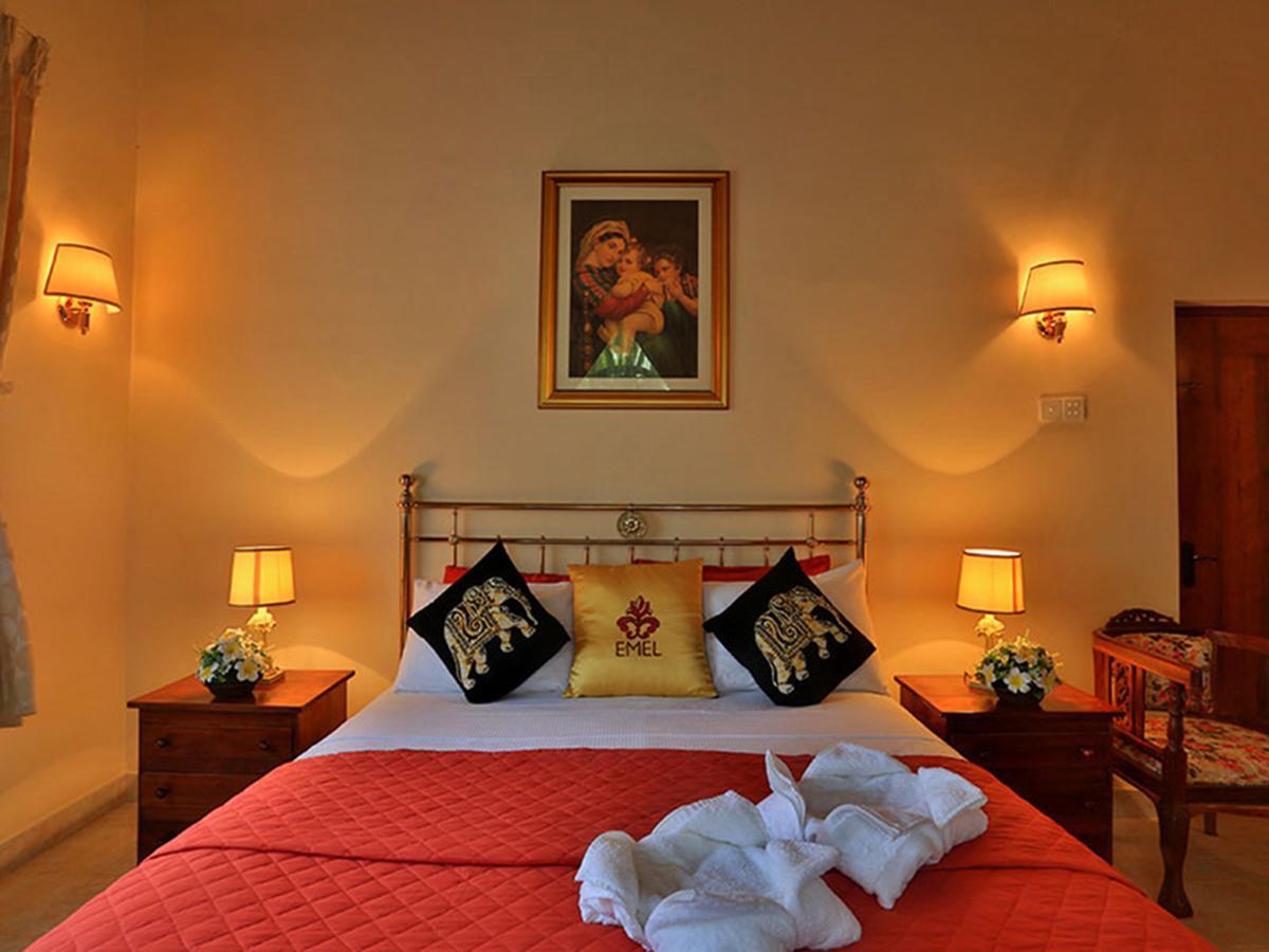 Emel Boutique Hotel Negombo Exterior foto