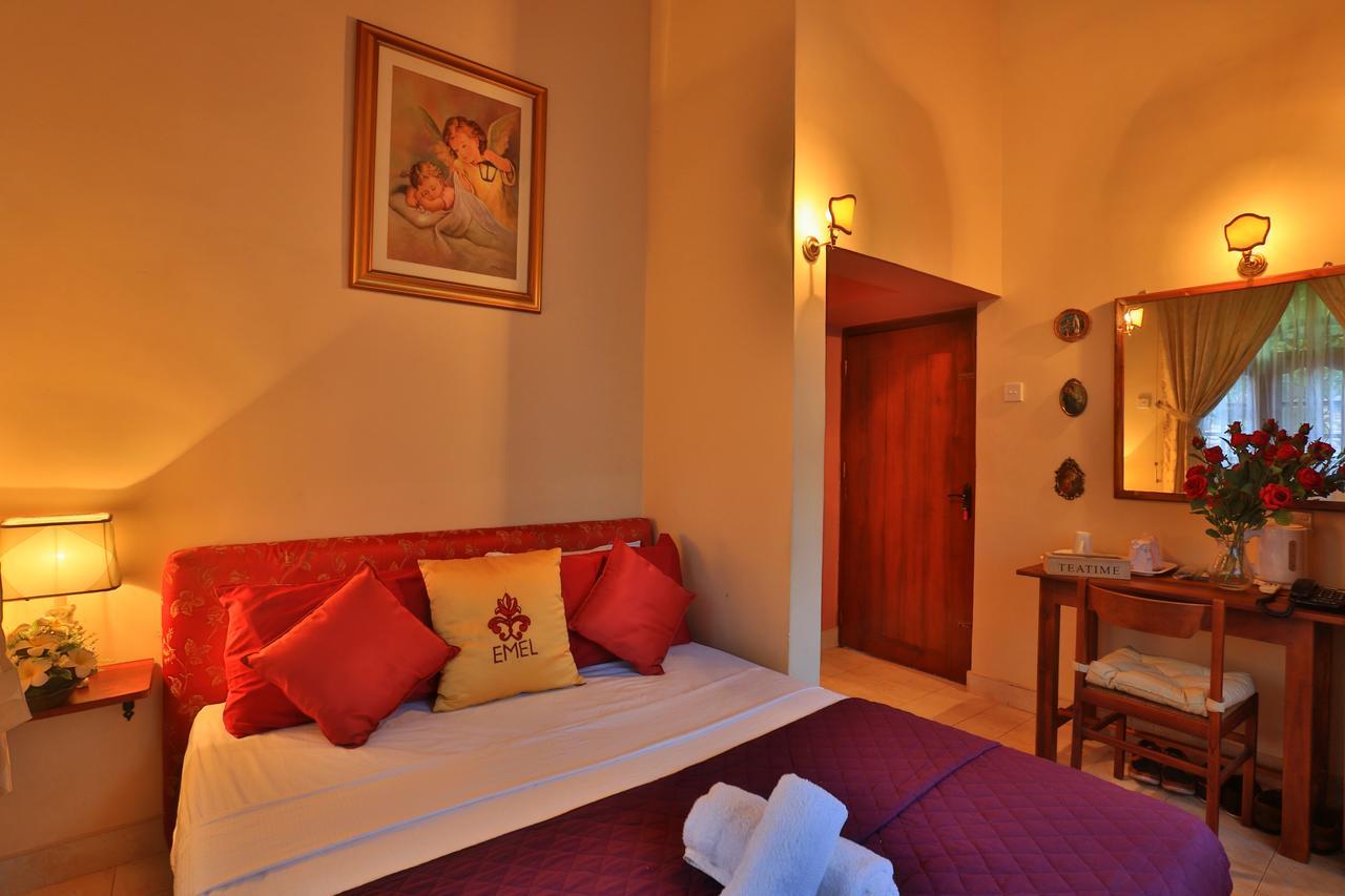 Emel Boutique Hotel Negombo Exterior foto